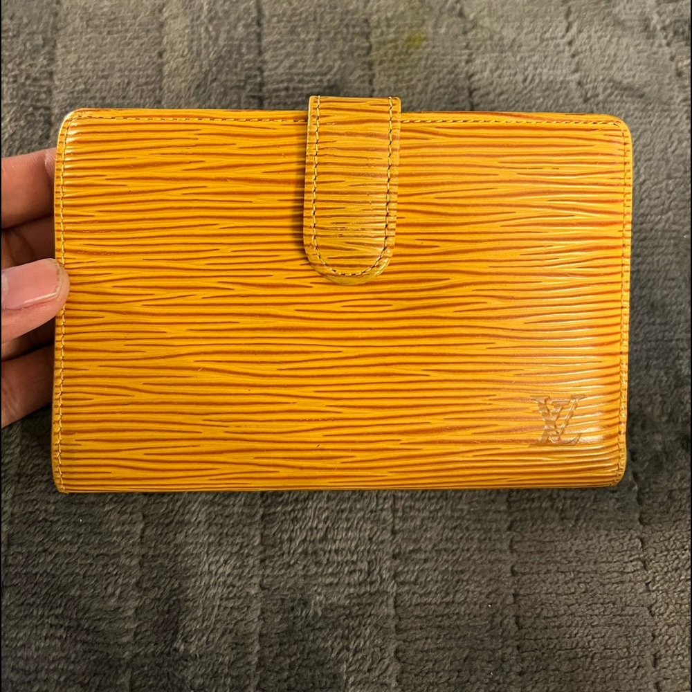 💯Authentic Preloved Louis Vuitton wallet